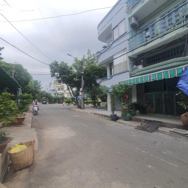 Bán nhà măt tiền nội bộ Bình Phú 1, Phường 10, Quận 6, Hồ Chí Minh